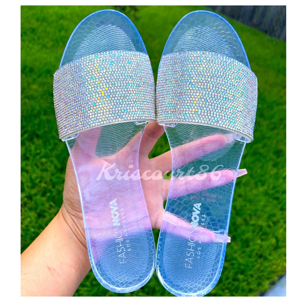 Women’s Size 8 Rhinestone Clear Bottom Slip On Sandals NEW